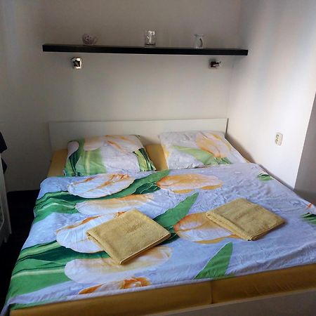 Apartman Katty Bratislava Exterior foto